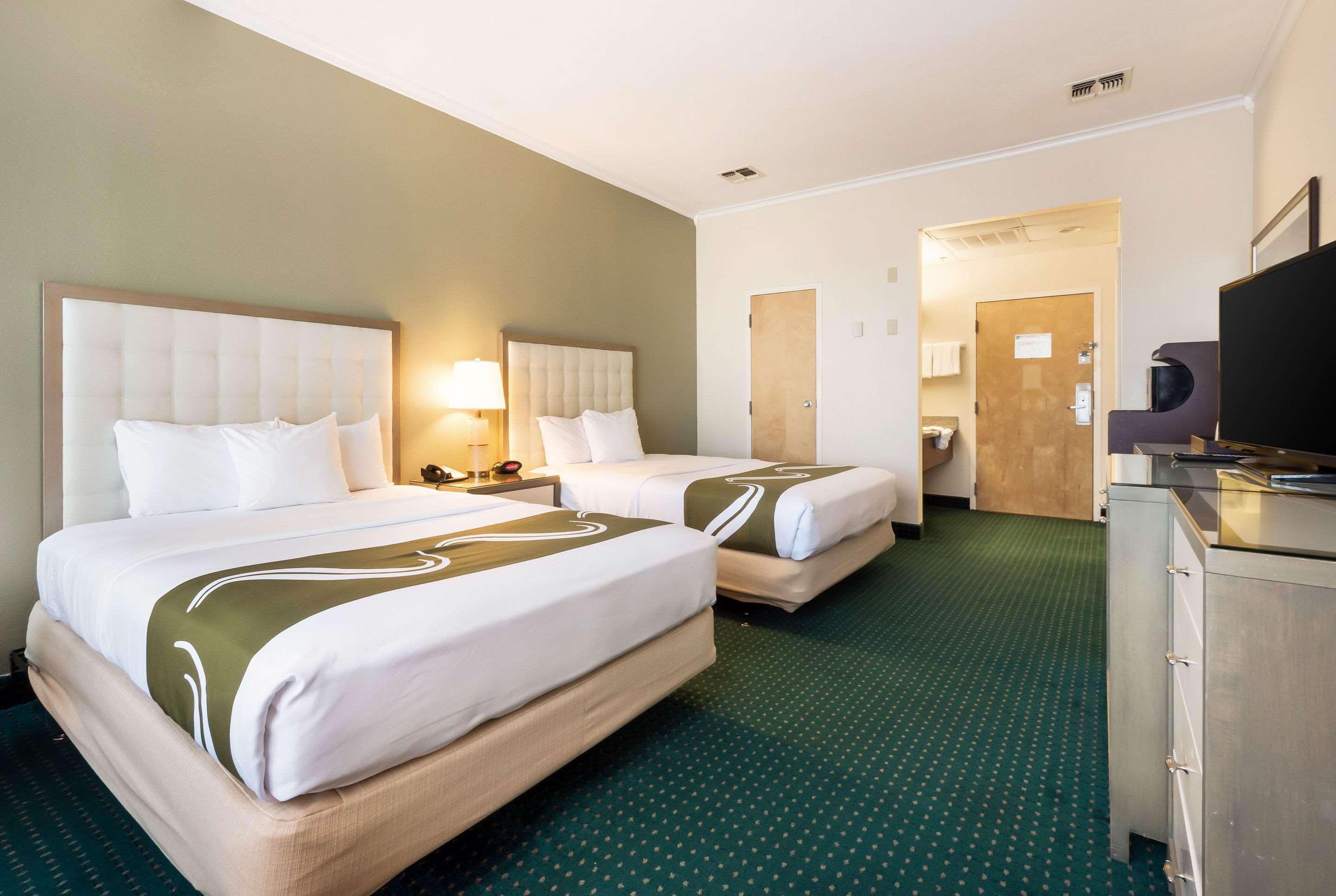 Econo Lodge Winter Haven Chain Of Lakes Bagian luar foto